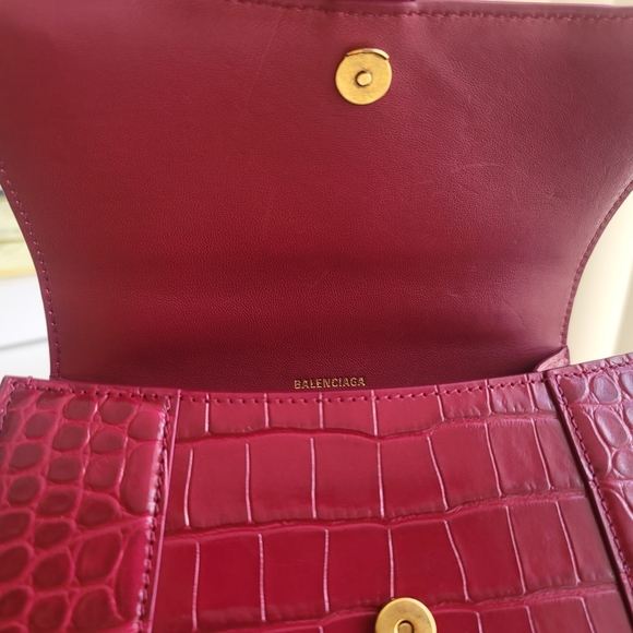 🎉LIKE NEW BALENCIAGA HOURGLASS SMALL HANDBAG CROCODILE EMBOSSED IN DARK RED - Picture 8 of 16